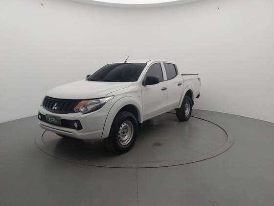 MITSUBISHI L200 TRITON 2.4 16V TURBO DIESEL GL CD 4X4 MANUAL